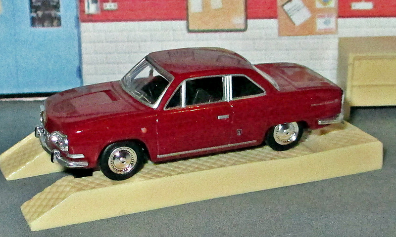 Illustration for article titled Land of the Rising Sun-Day: Toyota's French Cousin - the Hino Contessa